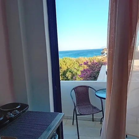 Ippokampos Hotell Moutsoúna